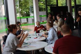 Relacja fotograficzna z imprezy środowiskowej: warsztatów, potańcówki i koncertu.  (3)