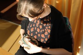 Relacja fotograficzna z warsztat&oacute;w haftu wstążkowego (4)